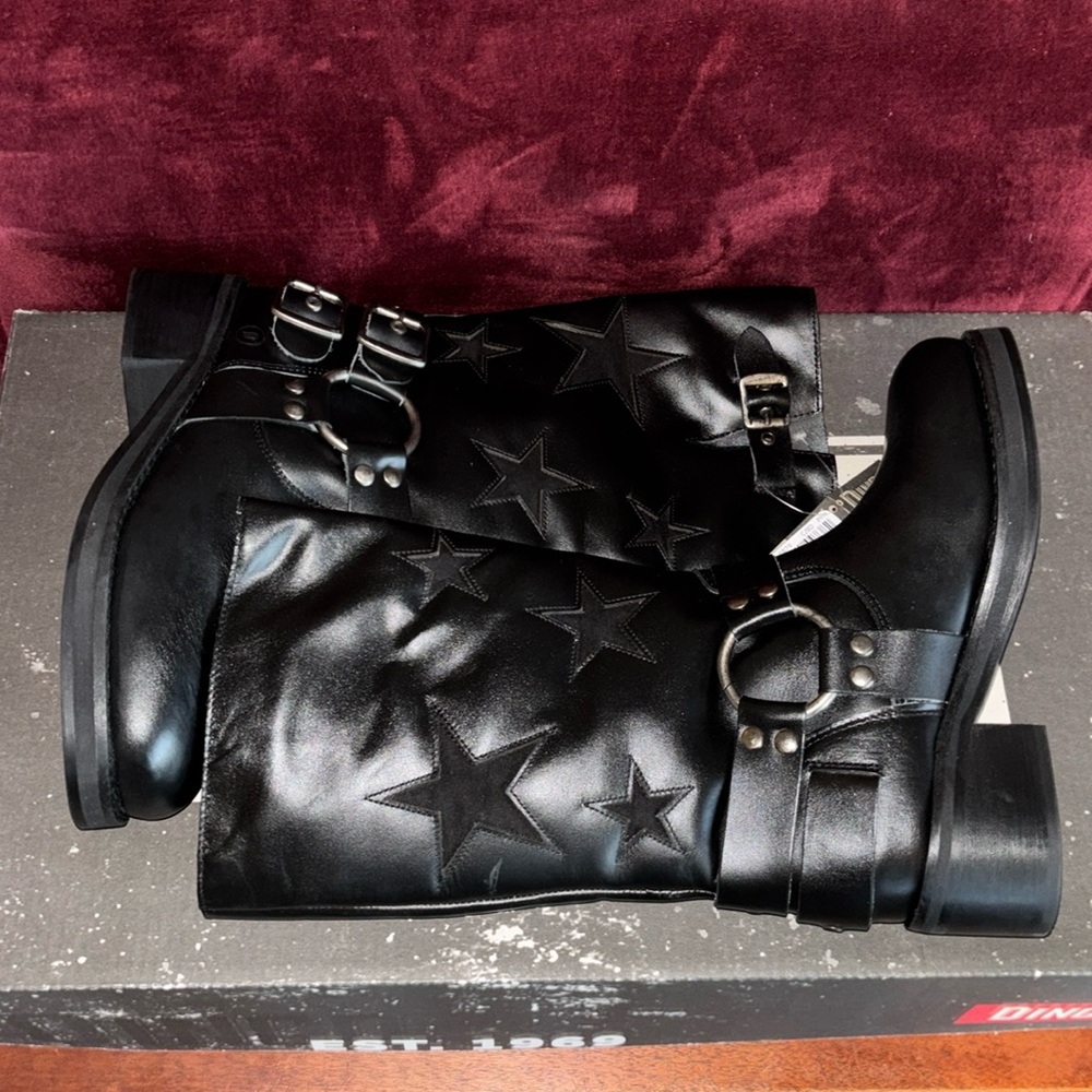 Dingo Women’s Boots size asst new